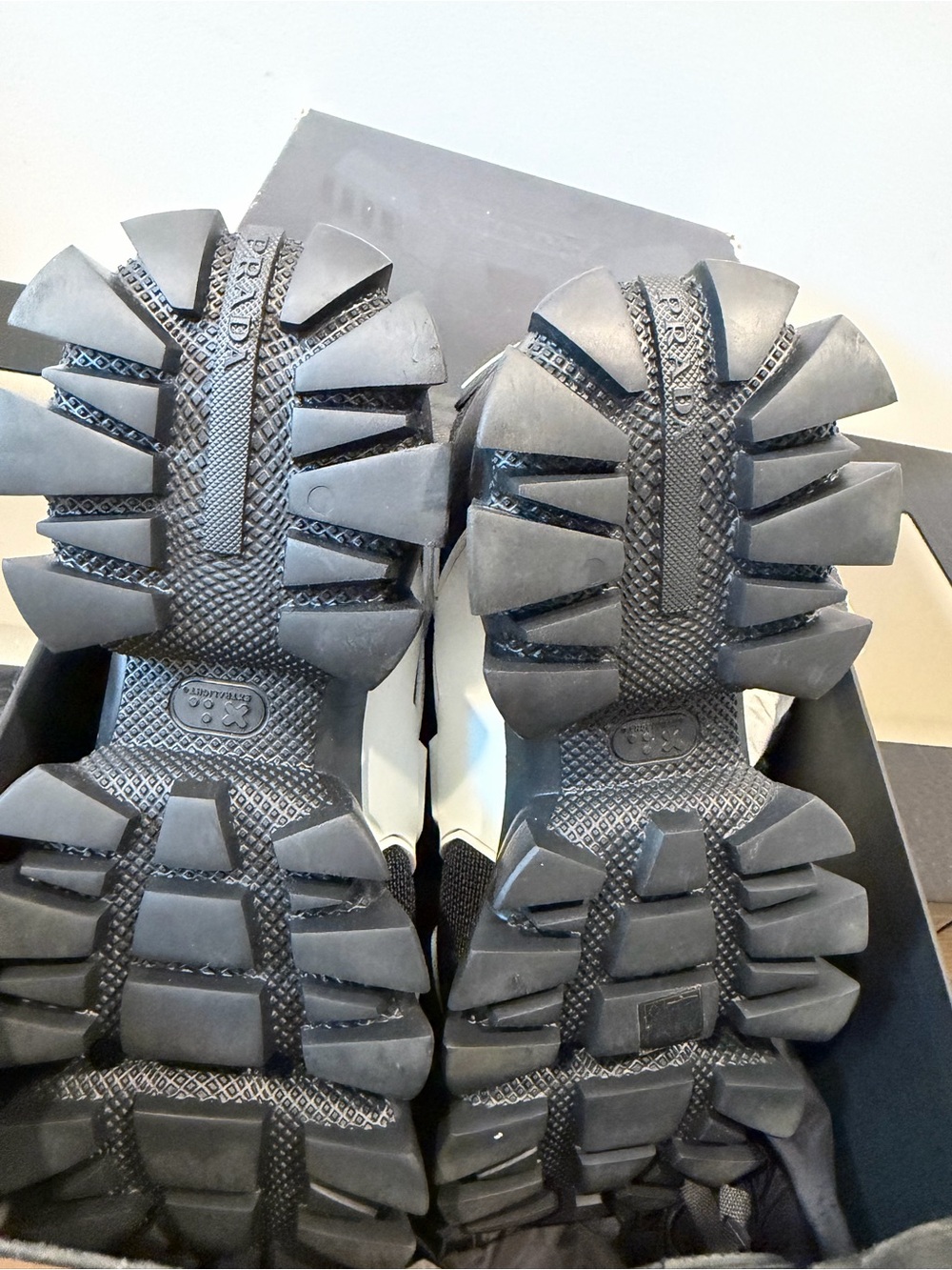 Prada  Cloudbust. Mens 9.5 Black and White Chunky Leather & Mesh Sneakers - Picture 5 of 5